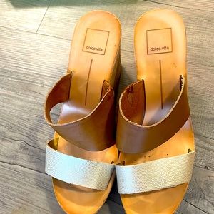 Dolce vita wedges
